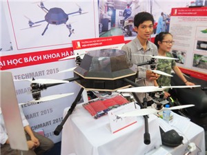 Cận cảnh chiếc máy bay không người lái của ĐH Bách khoa Hà Nội