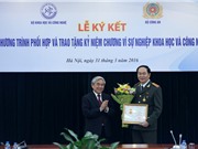 Phối hợp nghiên cứu sản phẩm công nghệ cao về an ninh, quốc phòng
