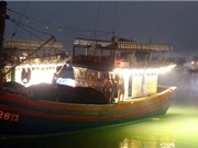 Tăng năng suất đánh bắt cá bằng đèn LED