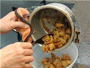 Suy não vì dùng xoong nồi không đúng cách; Phẫu thuật ghép đầu người sẽ được tiến hành vào năm sau