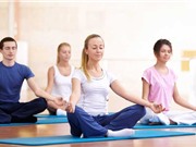 Yoga giúp giảm mụn trứng cá