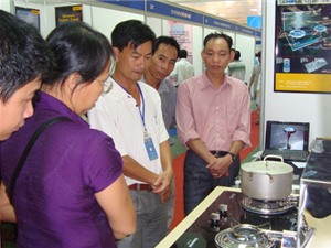 Kiềng đun nước tự động tiết kiệm gas - sản phẩm của nhà sáng chế Việt Nam