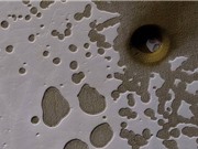 NASA phát hiện hố sâu bí ẩn trên sao Hỏa