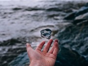 Tạo ra ánh sáng lỏng ở nhiệt độ phòng