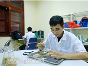 Bảo tồn gene cây trồng ở Việt Nam: Công nghệ trình độ thế giới, thao tác thủ công
