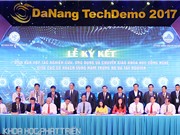 Hơn 250 tỉ đồng được ký kết trong ngày khai mạc TechDemo 2017