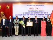 Cục Ứng dụng và Phát triển công nghệ: Đón nhận Huân chương Lao động hạng Ba 