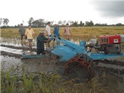 Sáng chế máy vun luống trồng dưa hấu