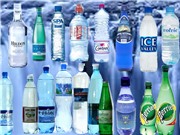 Các vi hạt nhựa trong nước uống đóng chai có an toàn? 