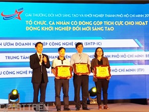 Lần đầu trao giải ĐMST và khởi nghiệp TPHCM 