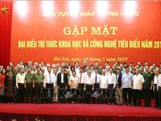 Lắng nghe để đổi mới phương thức quản lý