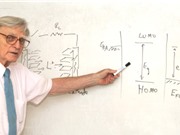 John B. Goodenough: Tôi chẳng qua là may mắn ở đúng nơi, đúng lúc