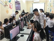 Hà Nội: Học sinh trường chuyên Amsterdam dạy STEM cho học sinh tiểu học và THCS