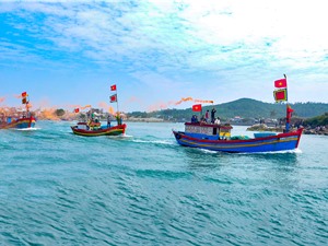 Hệ thống thông tin, định vị tàu cá đa chức năng