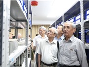 Tiếp nhận gần 700 tài liệu, hiện vật của GS.NGND Vũ Dương Ninh