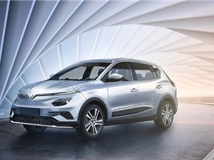 VinFast ra mắt ba dòng ô tô điện tự lái đầu tiên