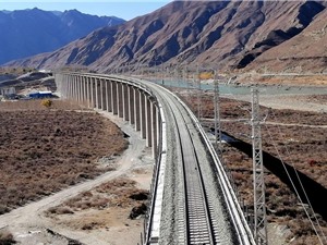 Tuyến đường sắt tốn kém nhất Trung Quốc sắp hoạt động một phần