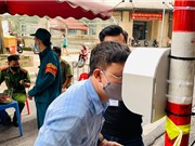 ‘Mắt thông minh’ giúp đo thân nhiệt, khai báo y tế chỉ mất 10 giây