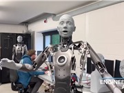 Robot Ameca có biểu cảm khuôn mặt giống con người