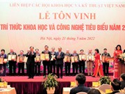 Tôn vinh hơn 100 trí thức tiêu biểu