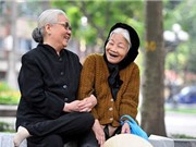 Vì sao tóc chúng ta bạc đi