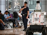 Singapore điều động thêm robot cảnh sát ra đường