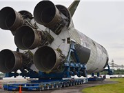 Saturn V - tên lửa to lớn nhất 