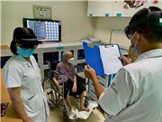 Kính thông minh giúp khám chữa bệnh từ xa