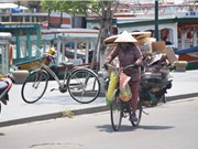 Khai thác tài nguyên và tái chế nguyên vật liệu: Nhiều khoảng trống chính sách