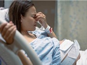Nỗi sợ sinh con khiến phụ nữ trì hoãn làm mẹ 